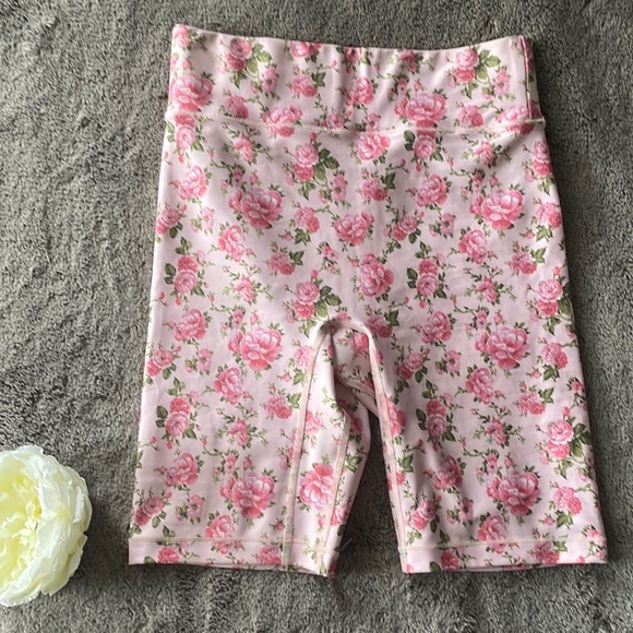 LSF LoveShackFancy x Bandier 💗 Legging Shorts, Size Small - Picture 2 of 8